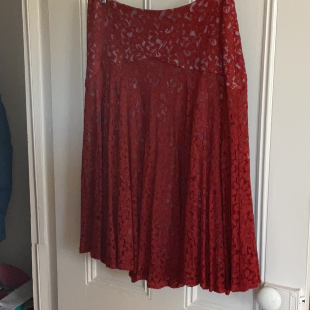 Beautiful rusty red lace skirt Size6